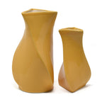 Twisted Ceramic Flower Vase (18.5 cm)
