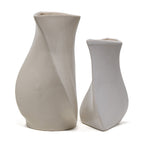 Twisted Ceramic Flower Vase (18.5 cm)