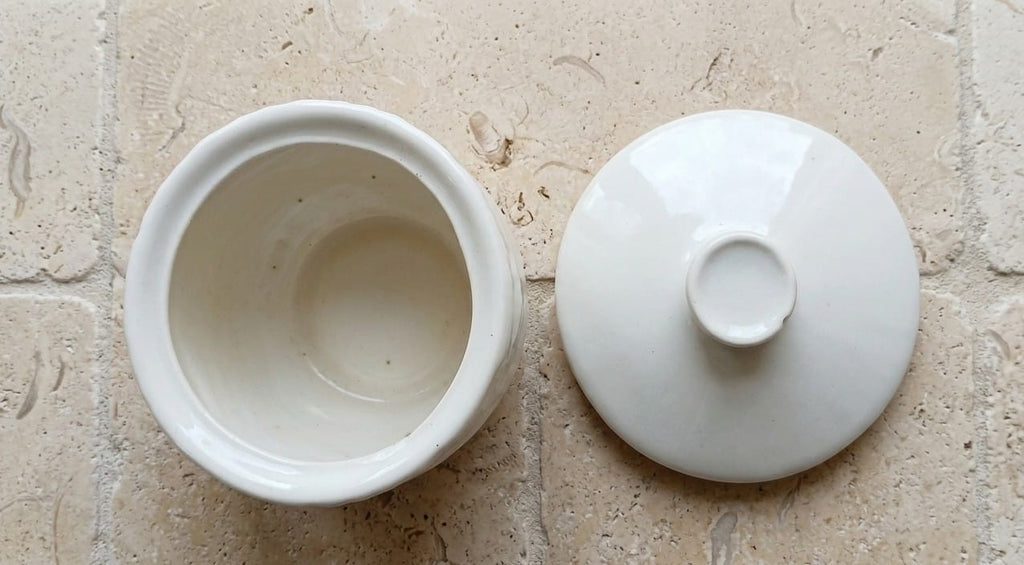Styration Ceramic Bowl with Lid (500ml)