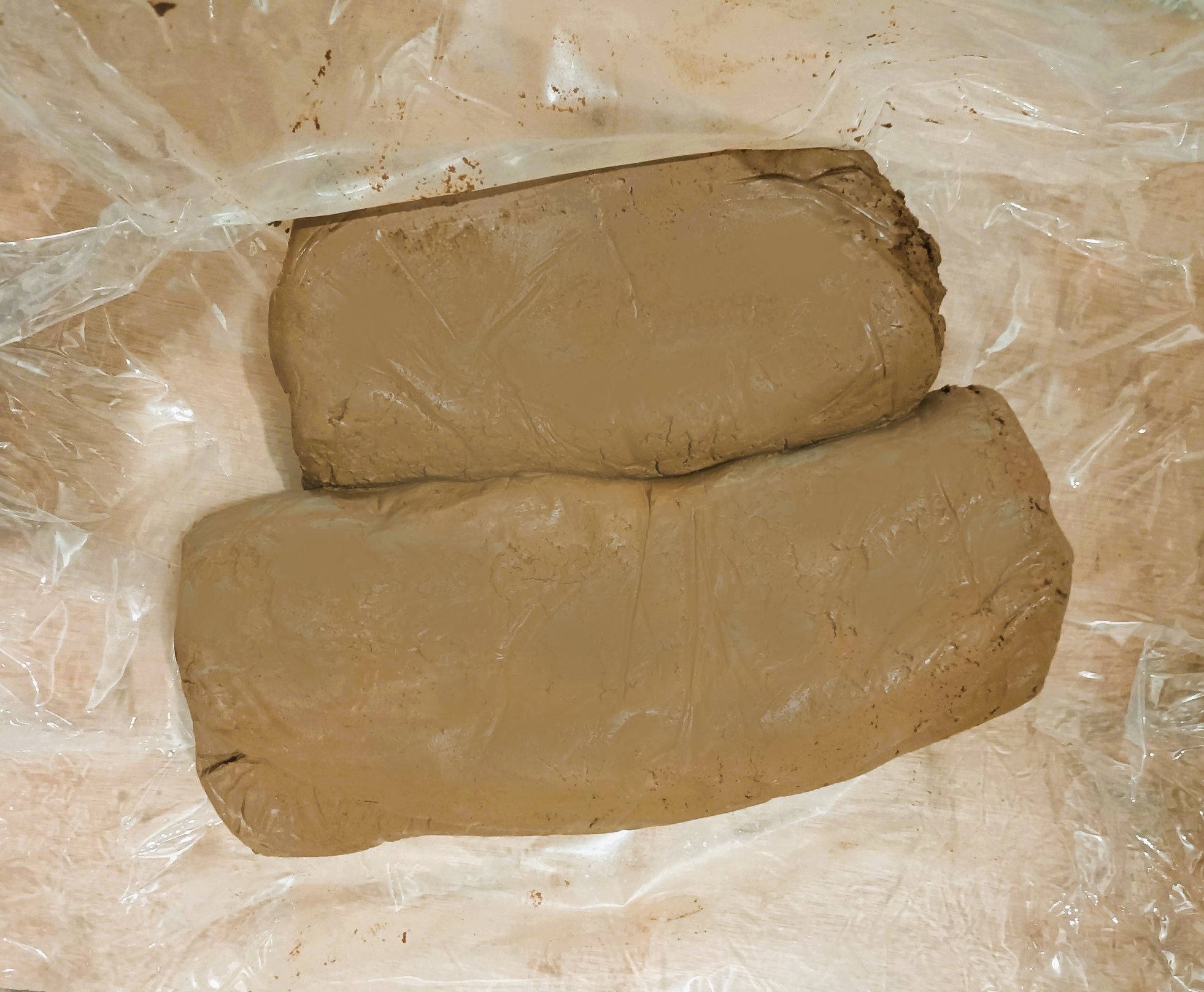 Red Stoneware Ceramic Pottery Clay Upto Cone 6 or 1200 Celcius