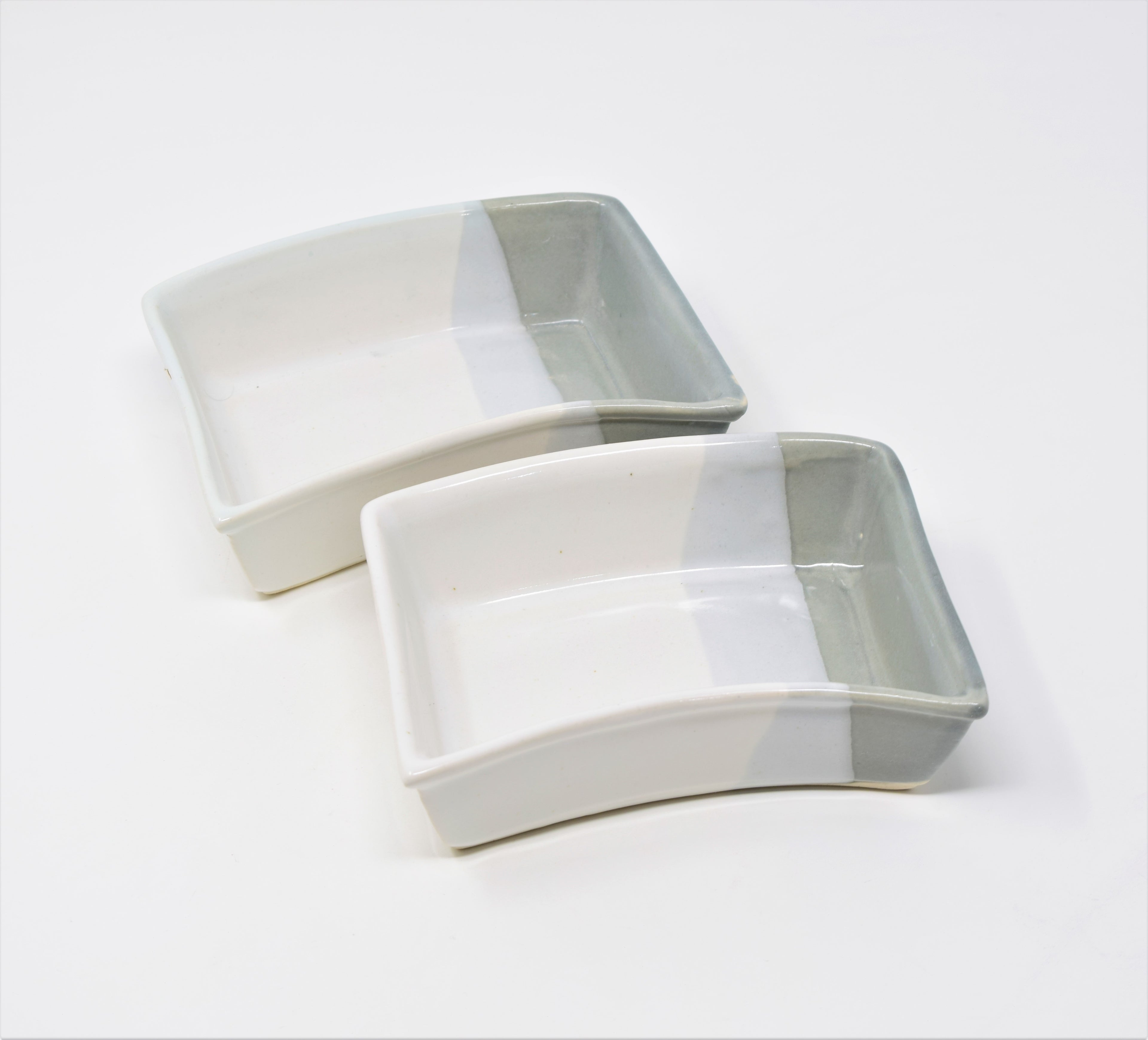 Curved Serving Snacks Trays Dishes 2 Pack
