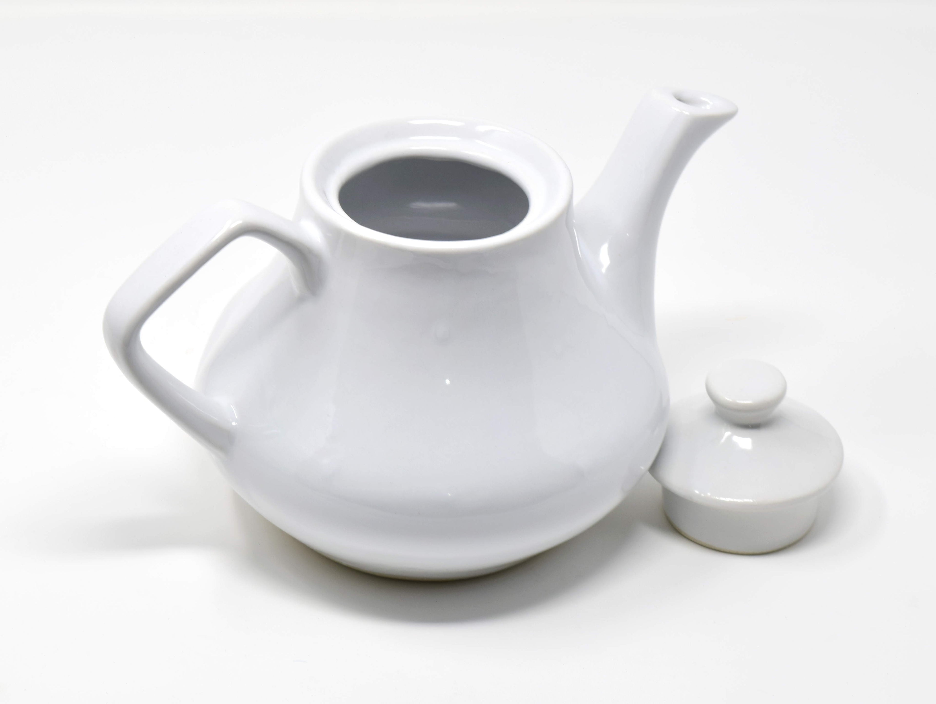 1.1 Litre Spouted Teapot
